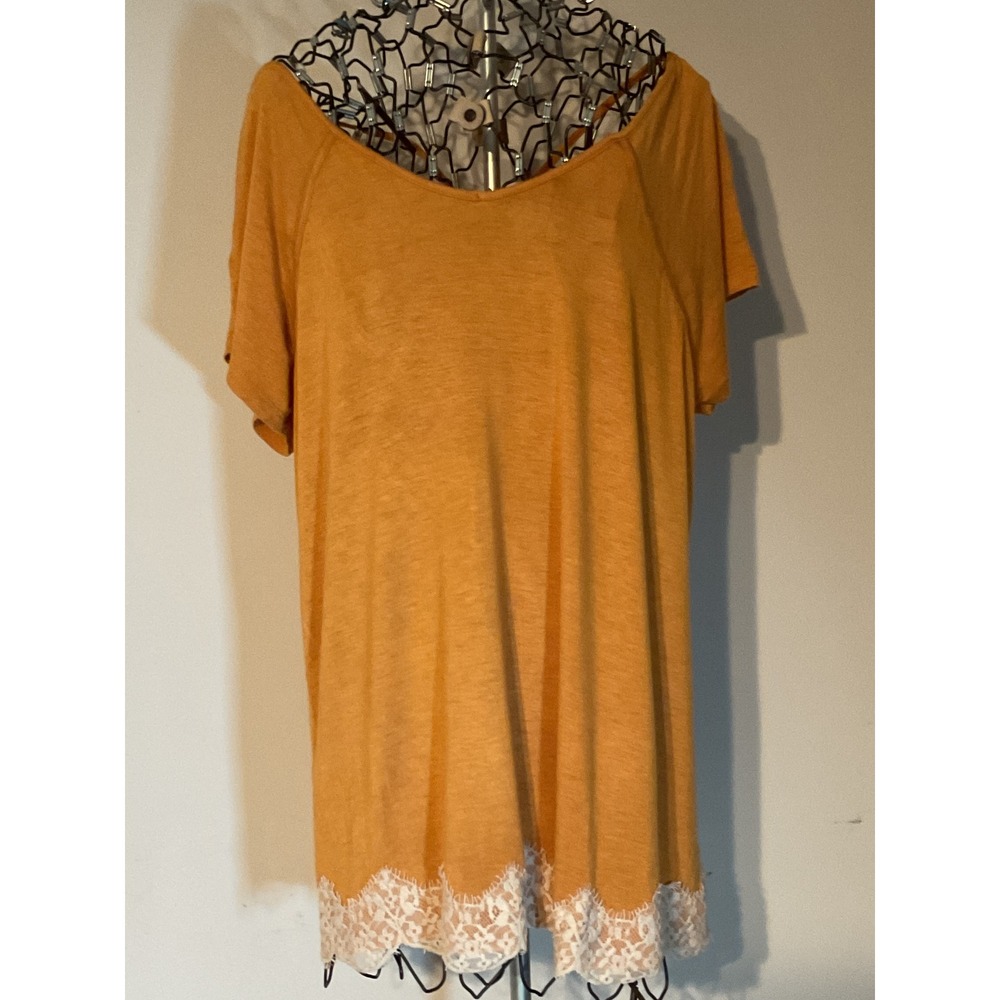 Jolt Mustard Yellow Lace Trim Short Sleeve Top XL Strappy Back Scoop Neck